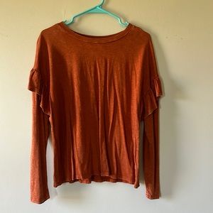 Burnt orange ruffle sleeve